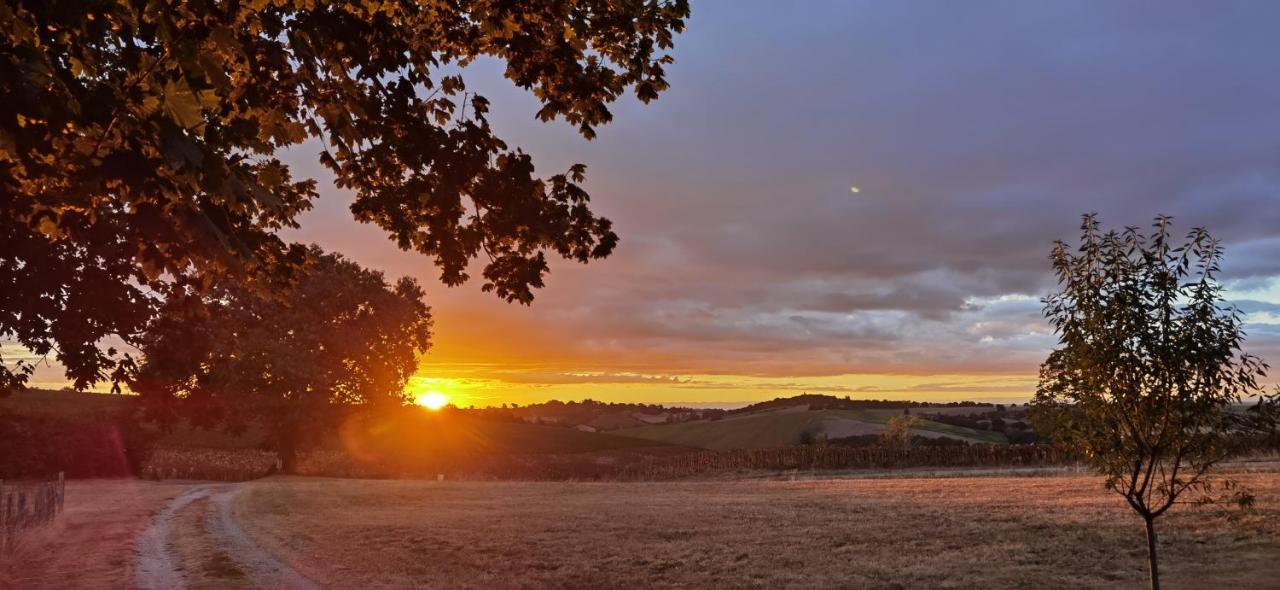 Bed and Breakfast Les Hauts de Grazac Grazac  Exterior foto